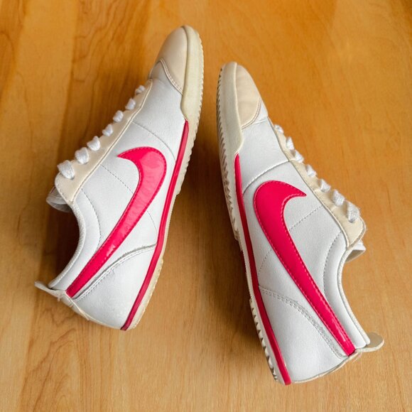 Nike Women's FIVEKAY White/Berry Red Size 8 - Picture 6 of 17